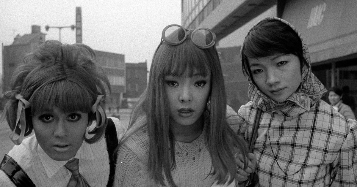 Funeral Parade of Roses