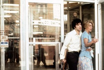 still from Dog Day Afternoon (Sidney Lumet, US 1975)