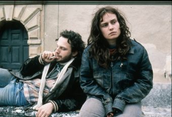 still from Sans toit ni loi (Agnès Varda, FR/GB 1985)
