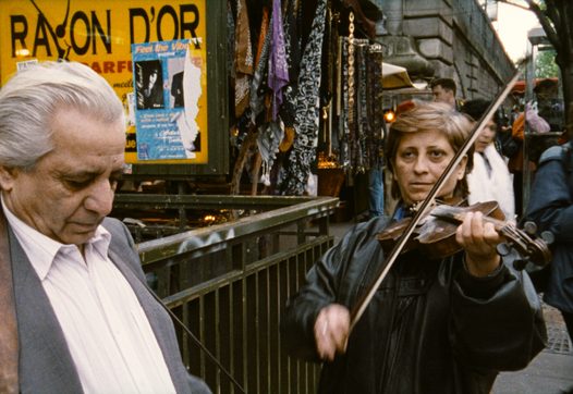 still from Het ondergronds orkest (Heddy Honigmann, NL 1997)