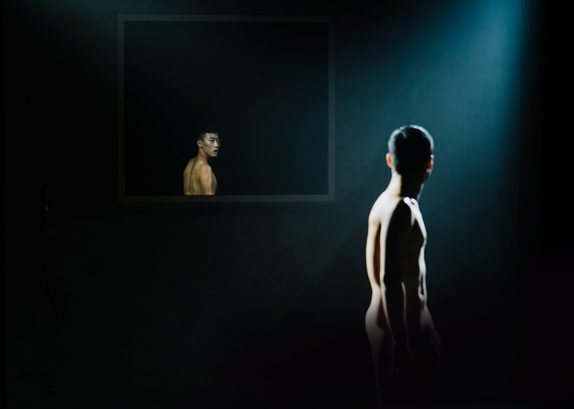 still from In the Mist (Chou Tung-Yen, TW 2021)