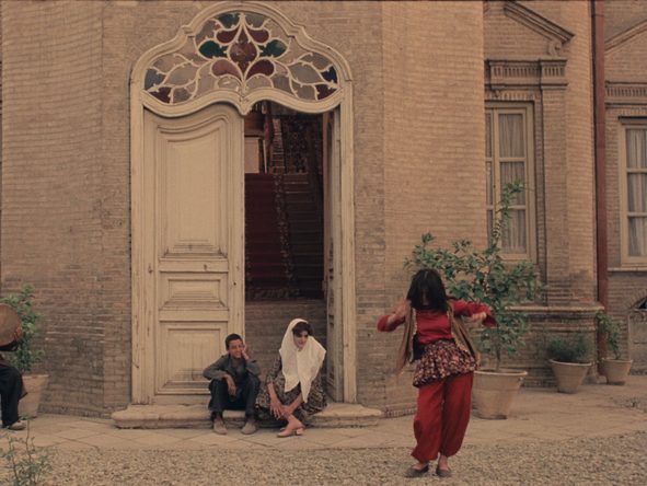 still from Shatranj-e baad (Chess of Wind) (Mohammed Reza Aslani, IR 1976)