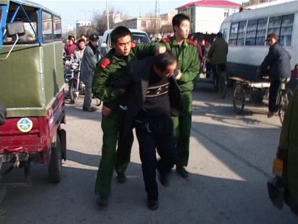 still uit Crime and Punishment (Zhao Liang, CN 2007)